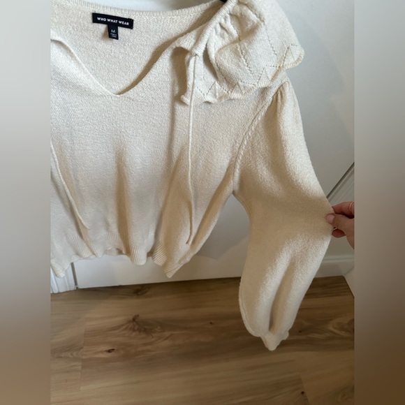 Sweater with collar - Picture 4 of 4